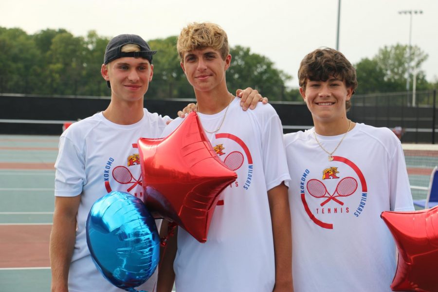Seniors+Taylor+Duncan%2C+Drew+Swain+and+Jon+Callane+celebrate+four+years+of+hard+work+on+the+tennis+courts.+