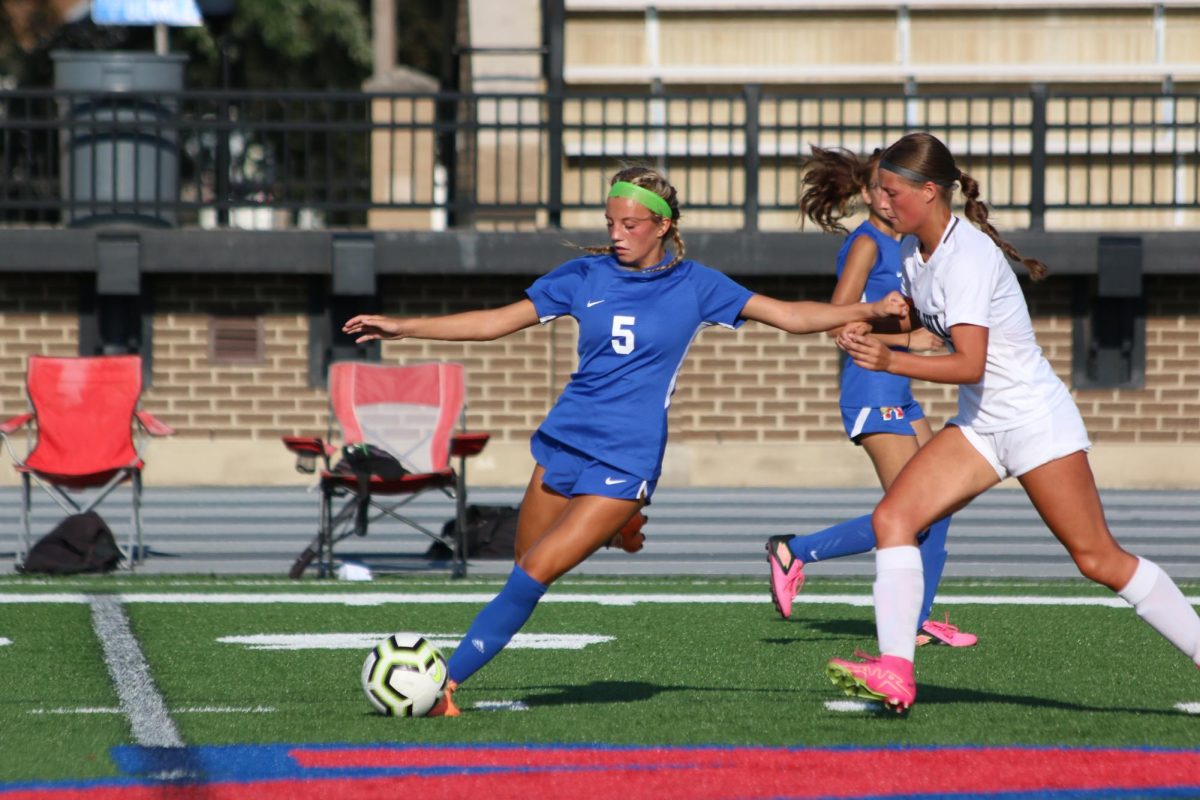 Junior Layla Brehm takes the ball from her Oak Hill opponent. The LadyKats tied the Golden Eagles, 0-0. 