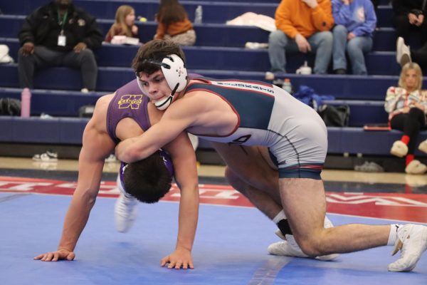 Wrestling teams hit the mat for new season